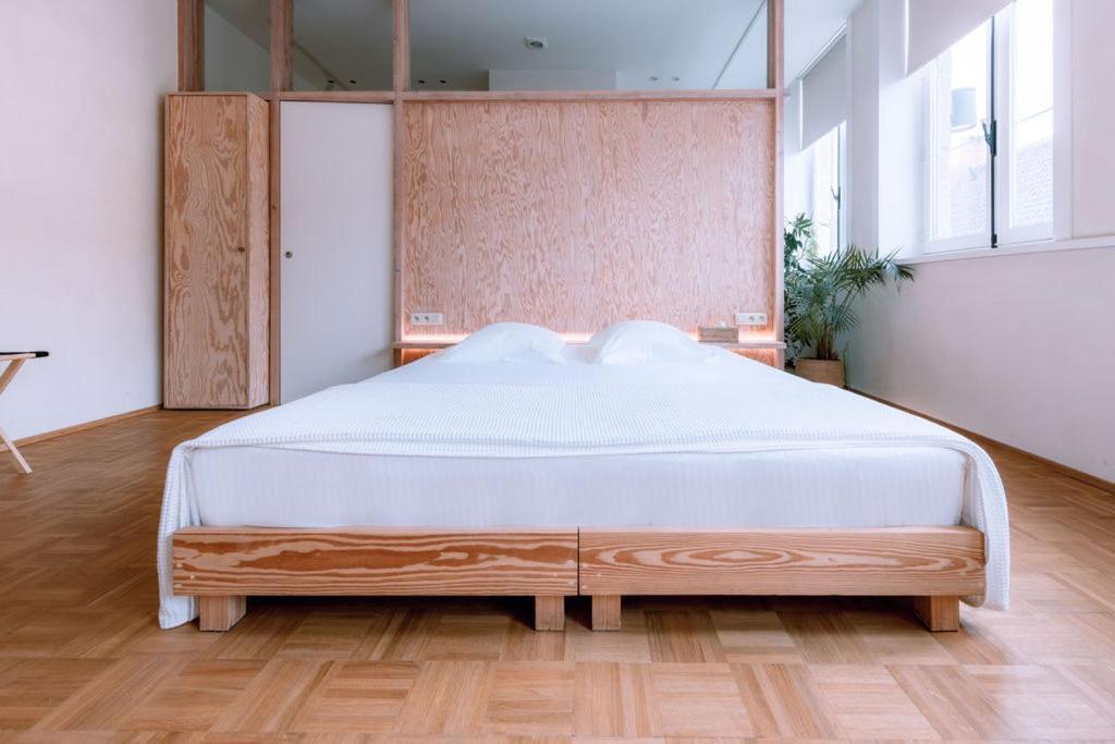 Violet Suites Gent Ngoại thất bức ảnh